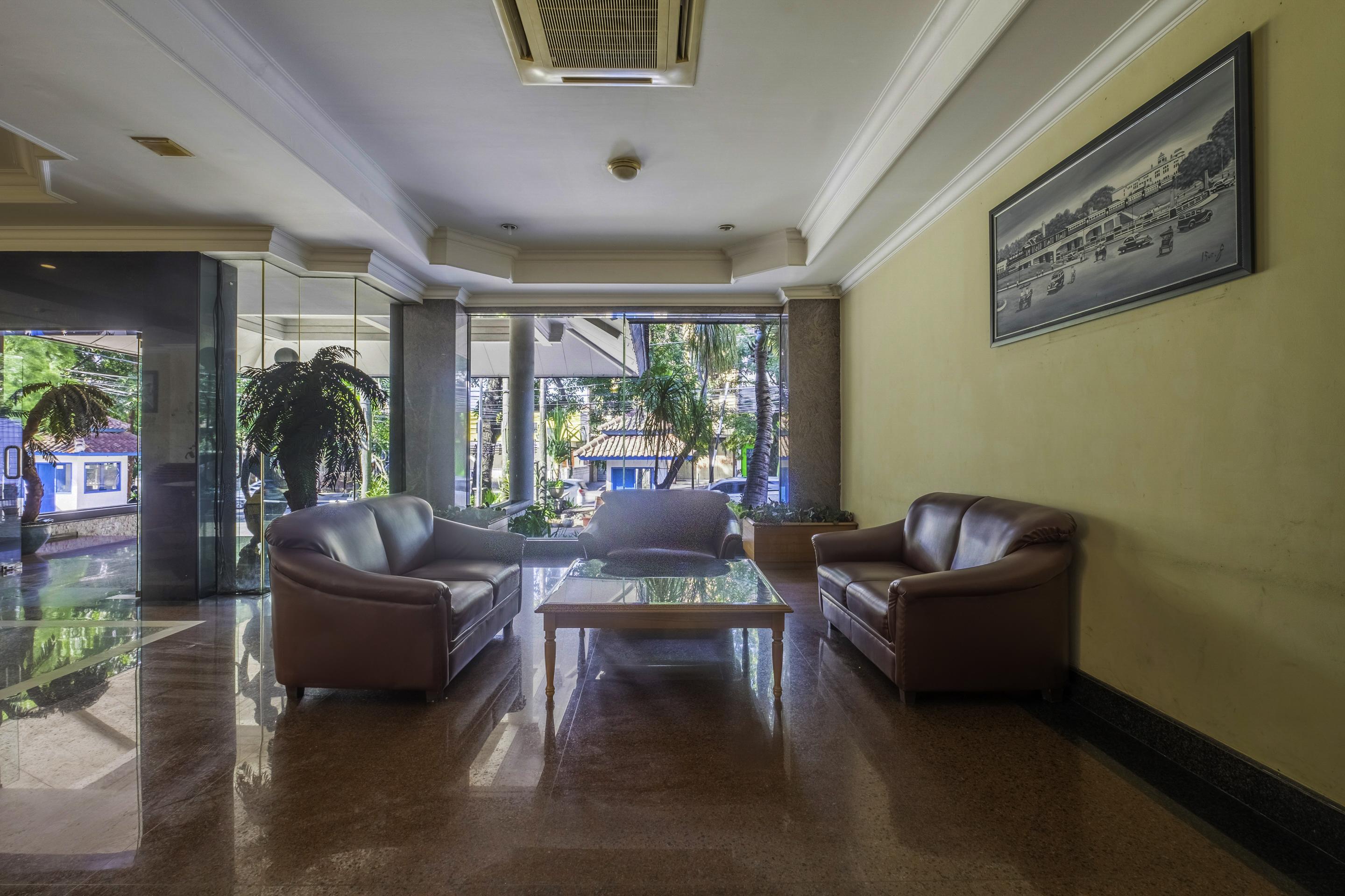 Collection O 25 Hotel Baltika Bandung Buitenkant foto