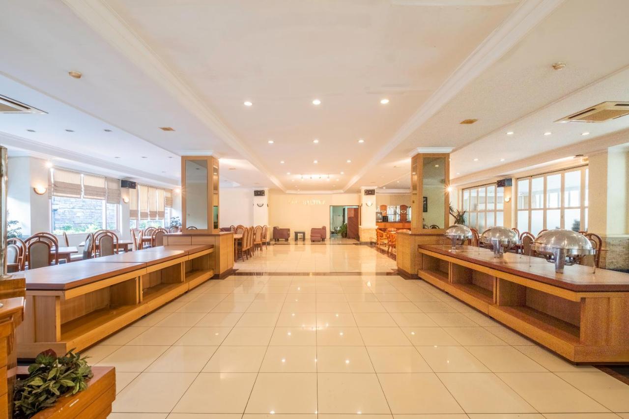 Collection O 25 Hotel Baltika Bandung Buitenkant foto